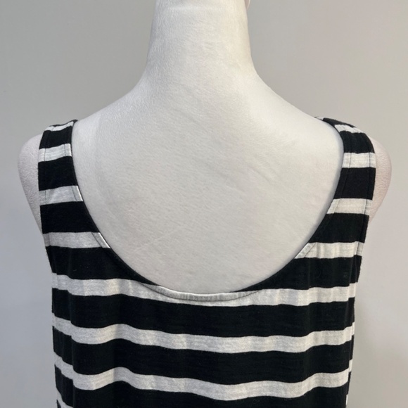 Banana Republic Black & White Sequined Tank Top Size Large - Picture 5 of 12